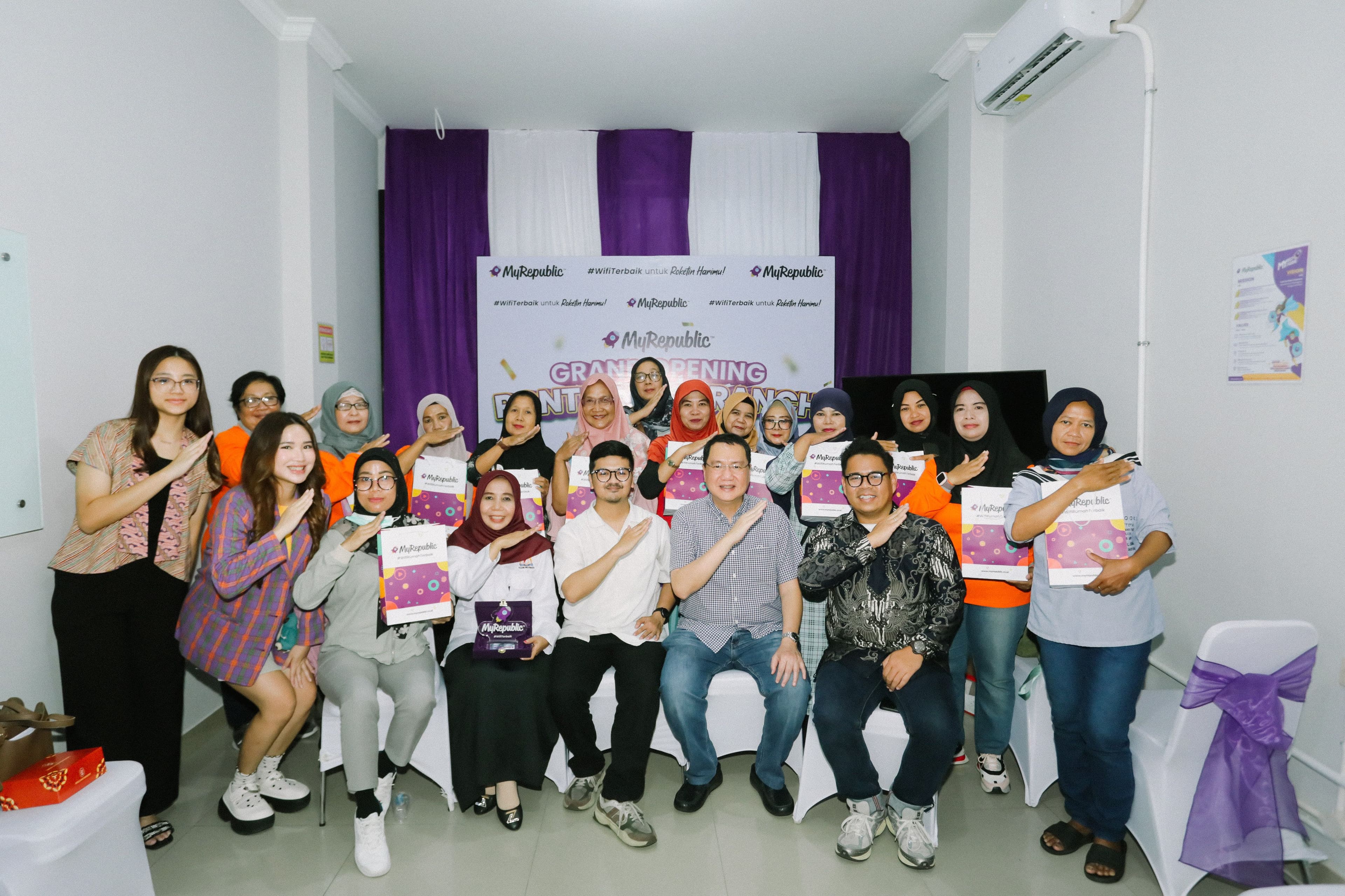 MyRepublic Indonesia and KADIN West Kalimantan Support MSME Advancement Through RocketTalks in Pontianak